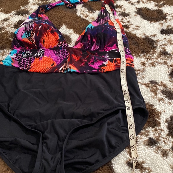 NWOT Aqua Green One Piece Halter Top Swimsuit Size XL - Picture 8 of 12